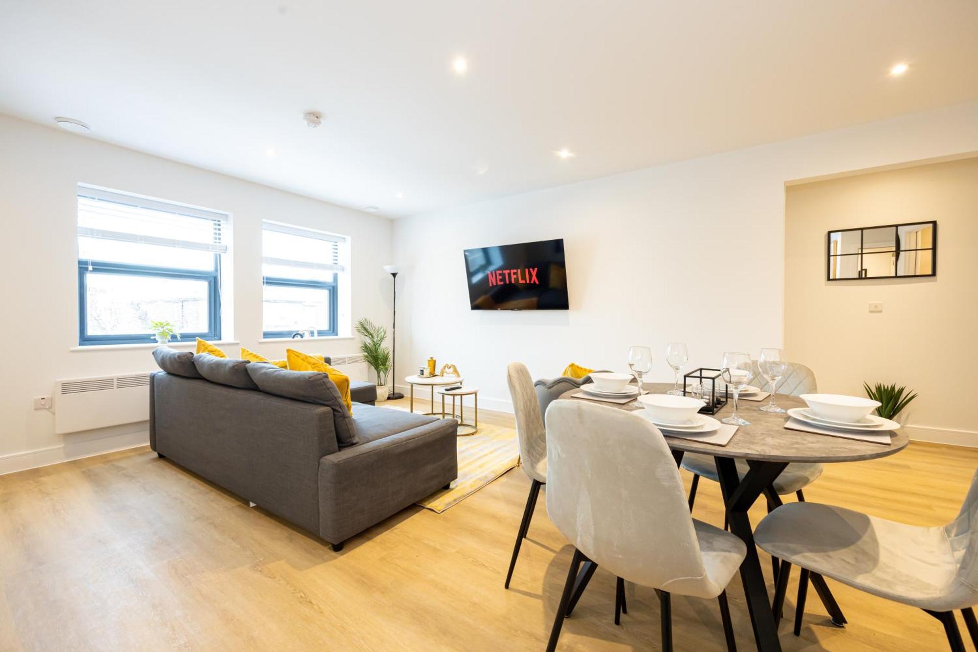 Modern 2 Bed Near Wythenshawe Hospital And Manchester Airport With Parking Exterior foto